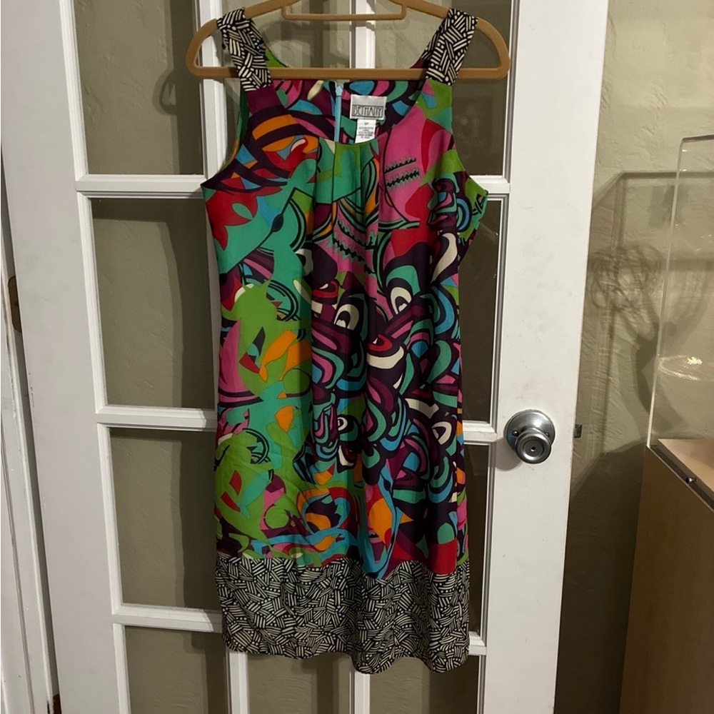 Bethany Multicolor Abstract Dress 6P - Picture 2 of 6